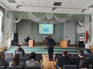 суд